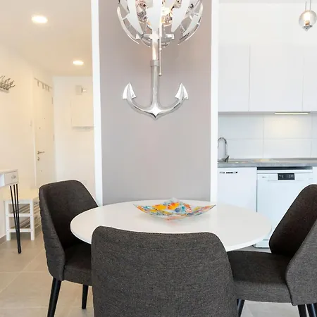 Bright And Lovely Furnished Appartamento Kyrenia (Northern Cyprus)